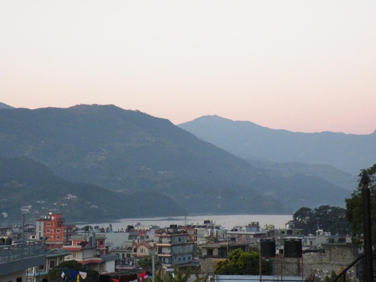 Pokhara Abroad Inn Kamer foto