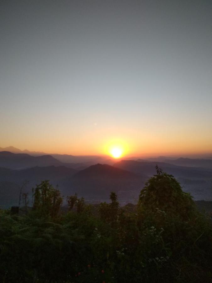 Pokhara Abroad Inn Buitenkant foto