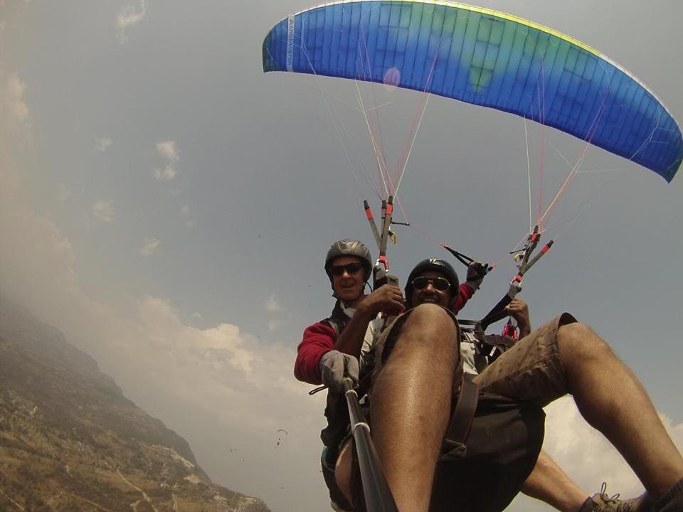 Pokhara Abroad Inn Buitenkant foto