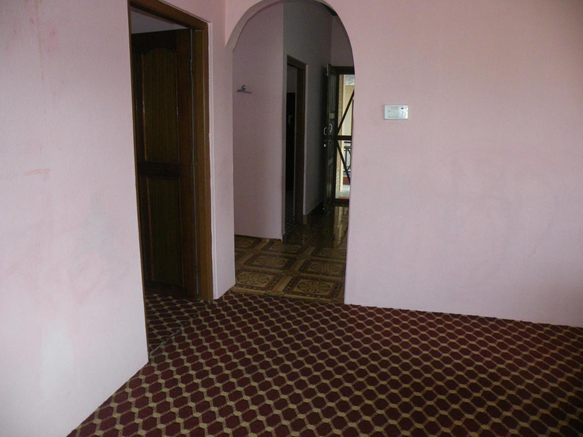 Pokhara Abroad Inn Buitenkant foto